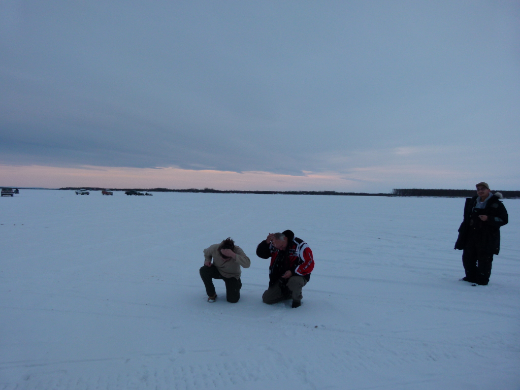 We were told that it was tradition, your first time on the river you need to rub snow on the top of your head for safe travels on the ice road. All were standing around and a with a lot of laughs. I then got the feeling I had been had... 